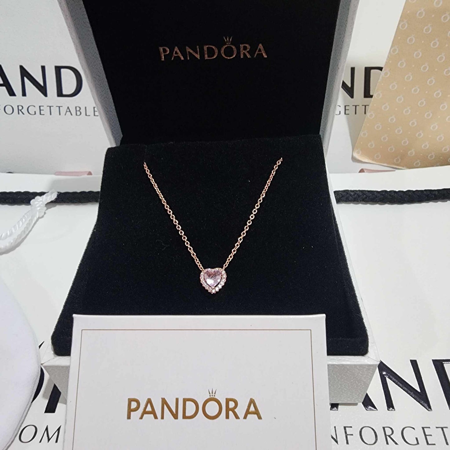 PANDORA ROSE GOLD RAISED HEART NECKLACE PINK + GIFT KIT