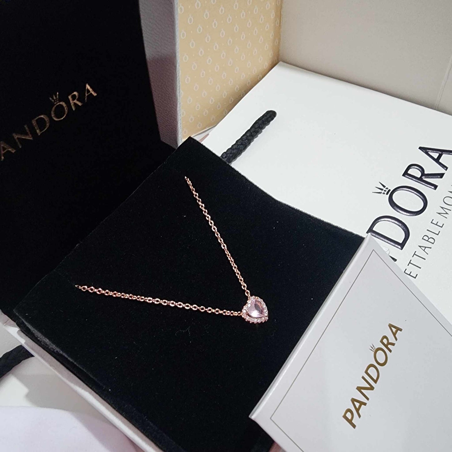 PANDORA ROSE GOLD RAISED HEART NECKLACE PINK + GIFT KIT