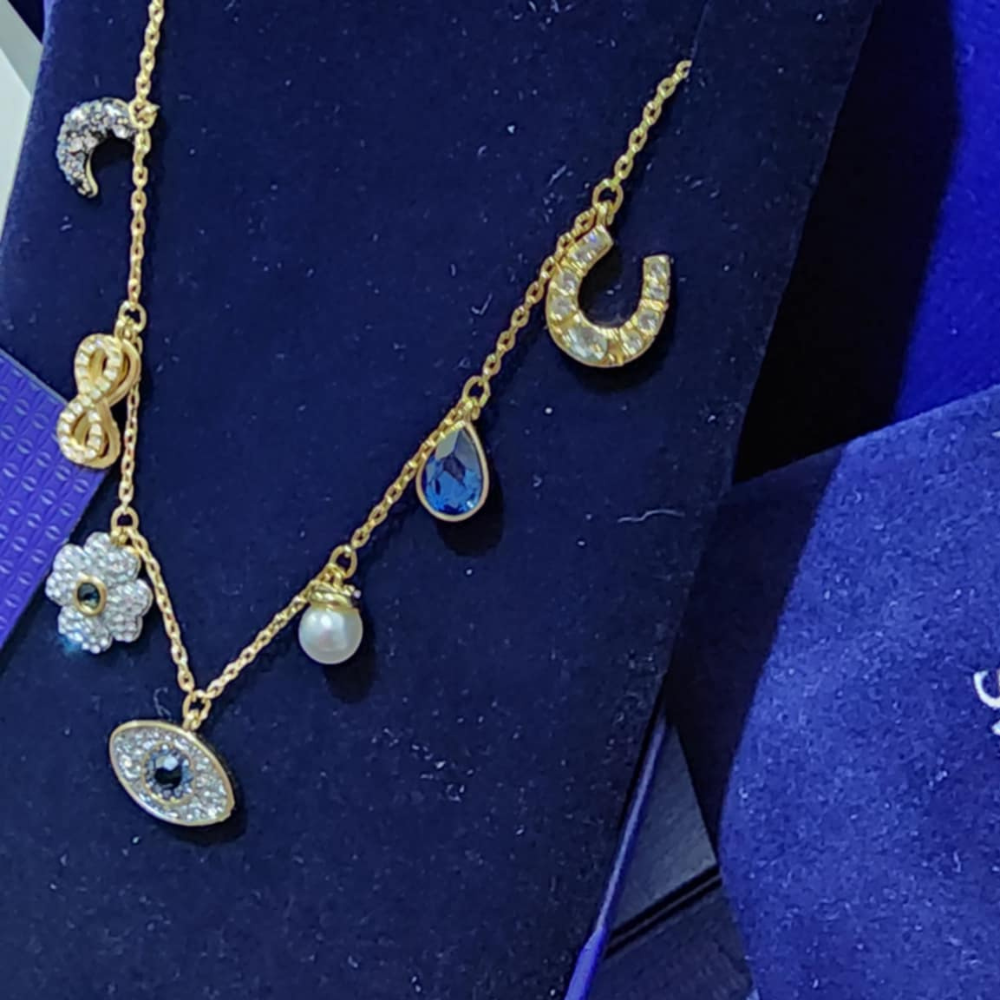 COLLAR GARGANTILLA SWAROVSKI SIMBOLICA LUNA INFINITO TREBOL OJO HERRADURA ORO