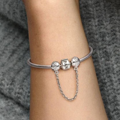 CHARM CADENA DE SEGURIDAD CORAZONES BANDA PANDORA PLATA .925 ZOCALO ONLINE