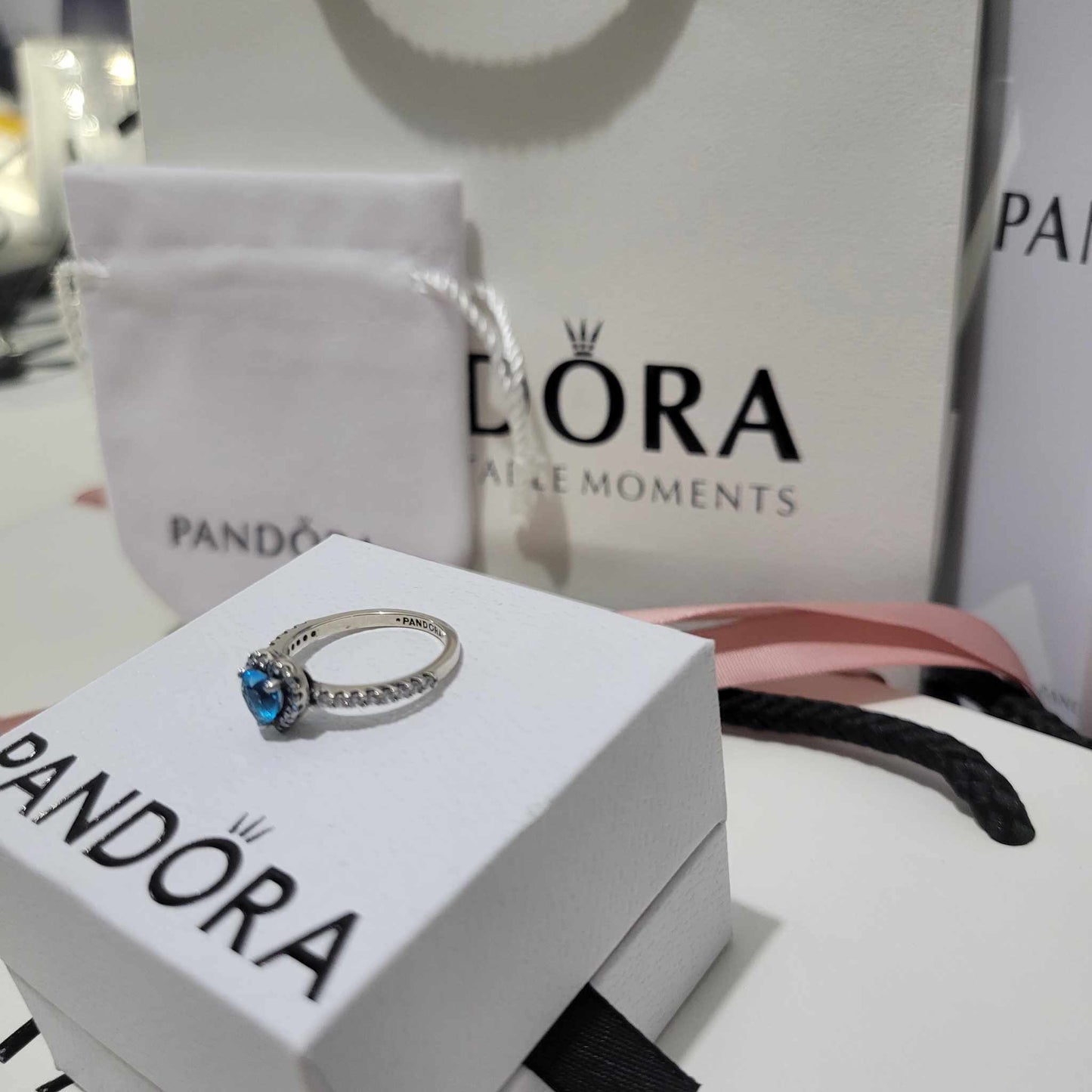 ANILLO PANDORA PROMESA CORAZON ELEVADO AZUL + KIT DE REGALO