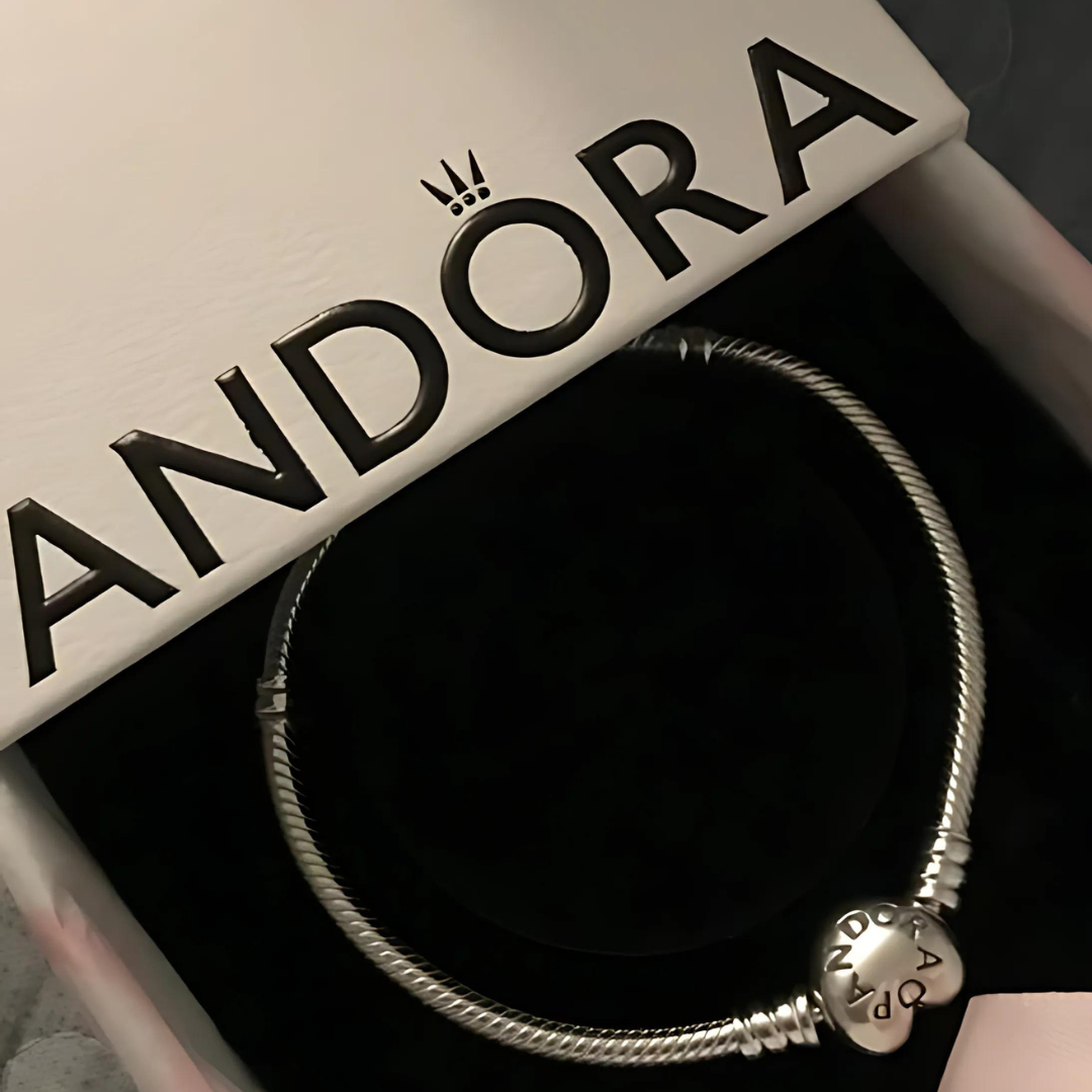 PULSERA PANDORA MOMENTS CORAZON + KIT DE REGALO