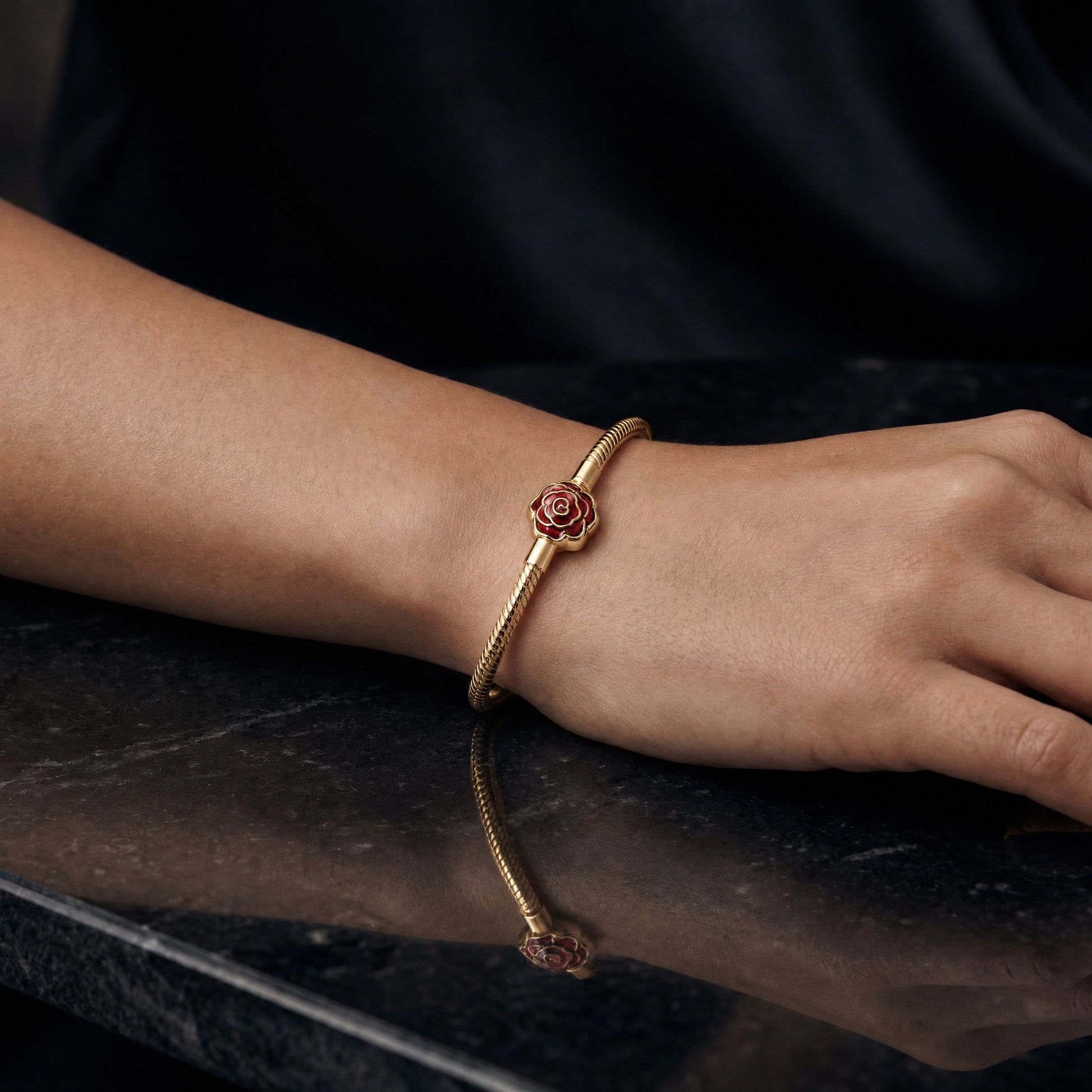 BRAZALETE PULSERA PANDORA ROSA ROJA DISNEY BELLA Y BESTIA ORO DORADO 14K ZOCALO ONLINE