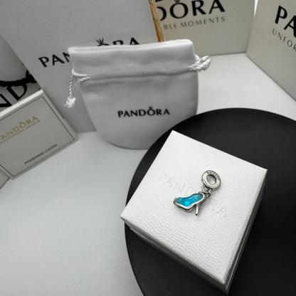 CHARM COLGANTE PANDORA ZAPATILLA CENICIENTA DISNEY AZUL PLATA .925 ZOCALO ONLINE