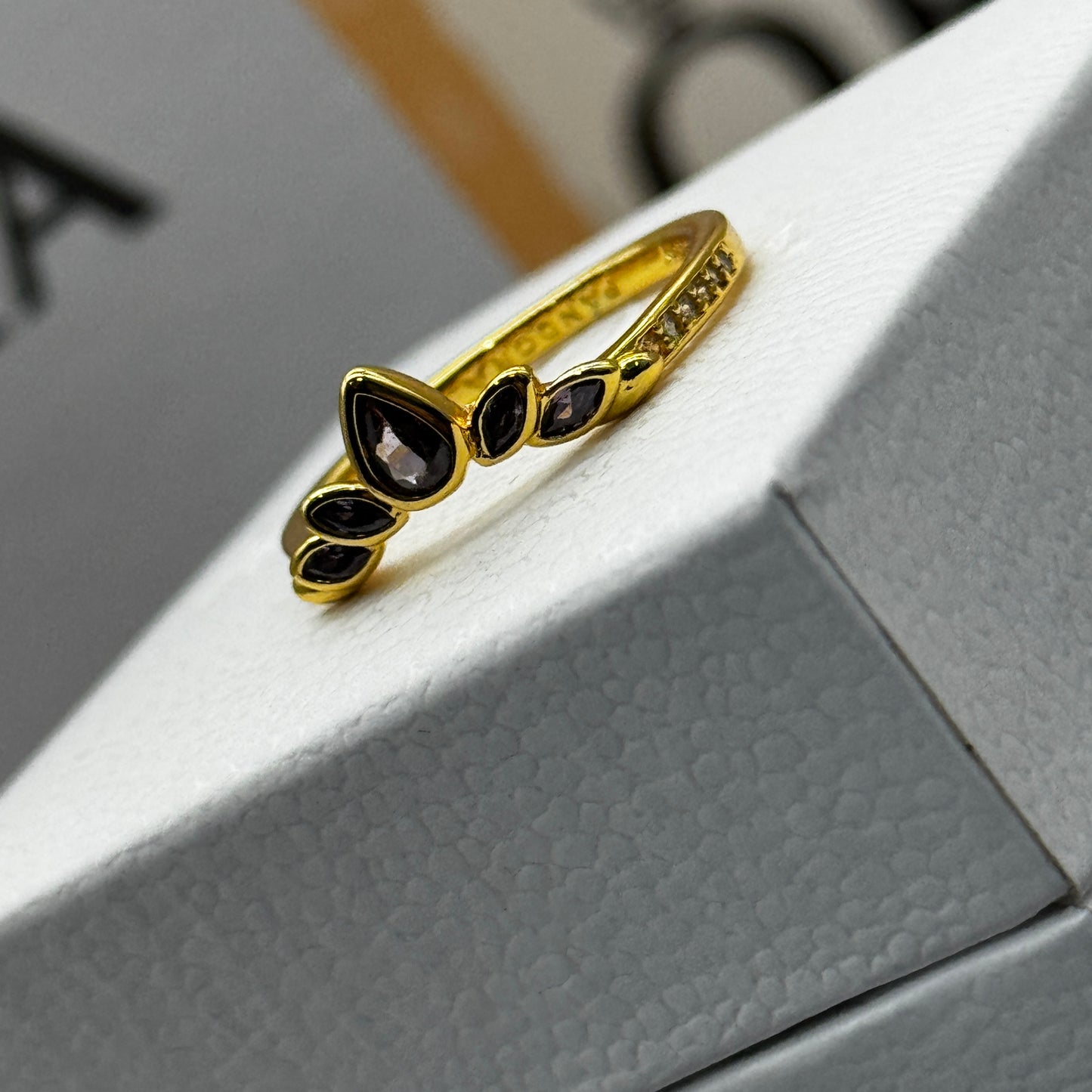 PANDORA RAISED HEART PROMISE RING NAVY BLUE + GIFT KIT 