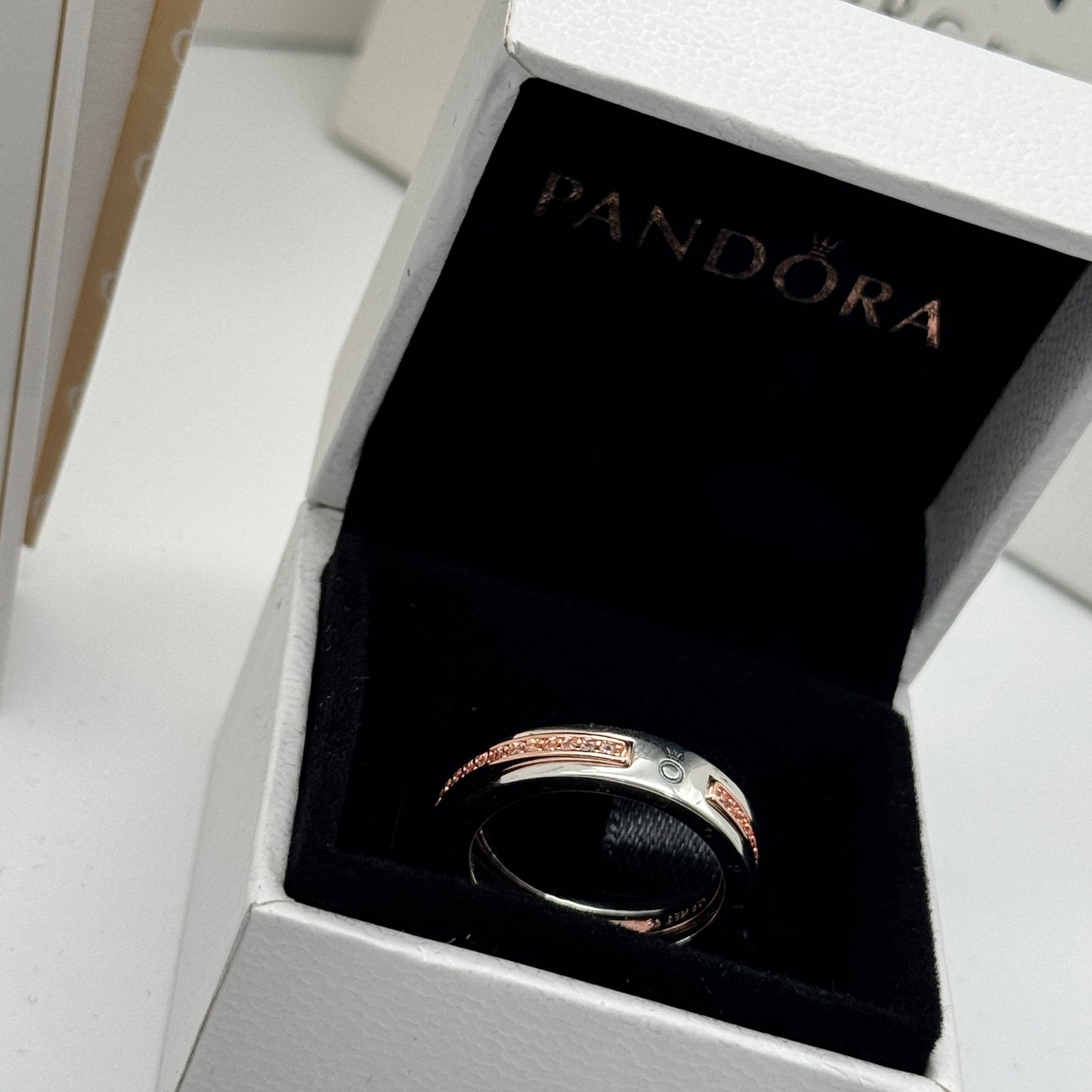 PANDORA SIGNATURE 2-TONE LOGO AND PAVE RING + GIFT KIT
